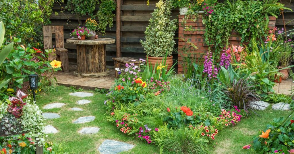 Transform Your Outdoor Space: Essential Tips for Starting a Successful Backyard Garden